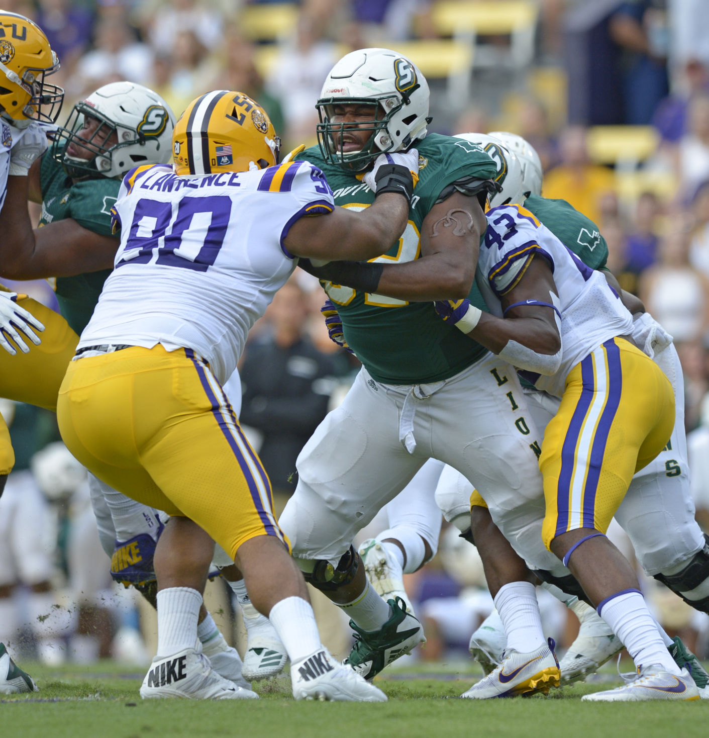 lsuslufootball.090918_HS_1648
